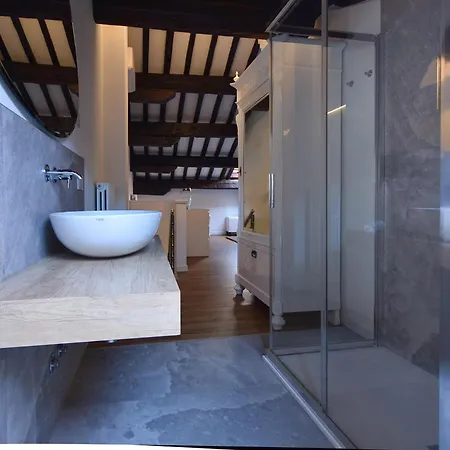 Welc-om Piazze Apartment *